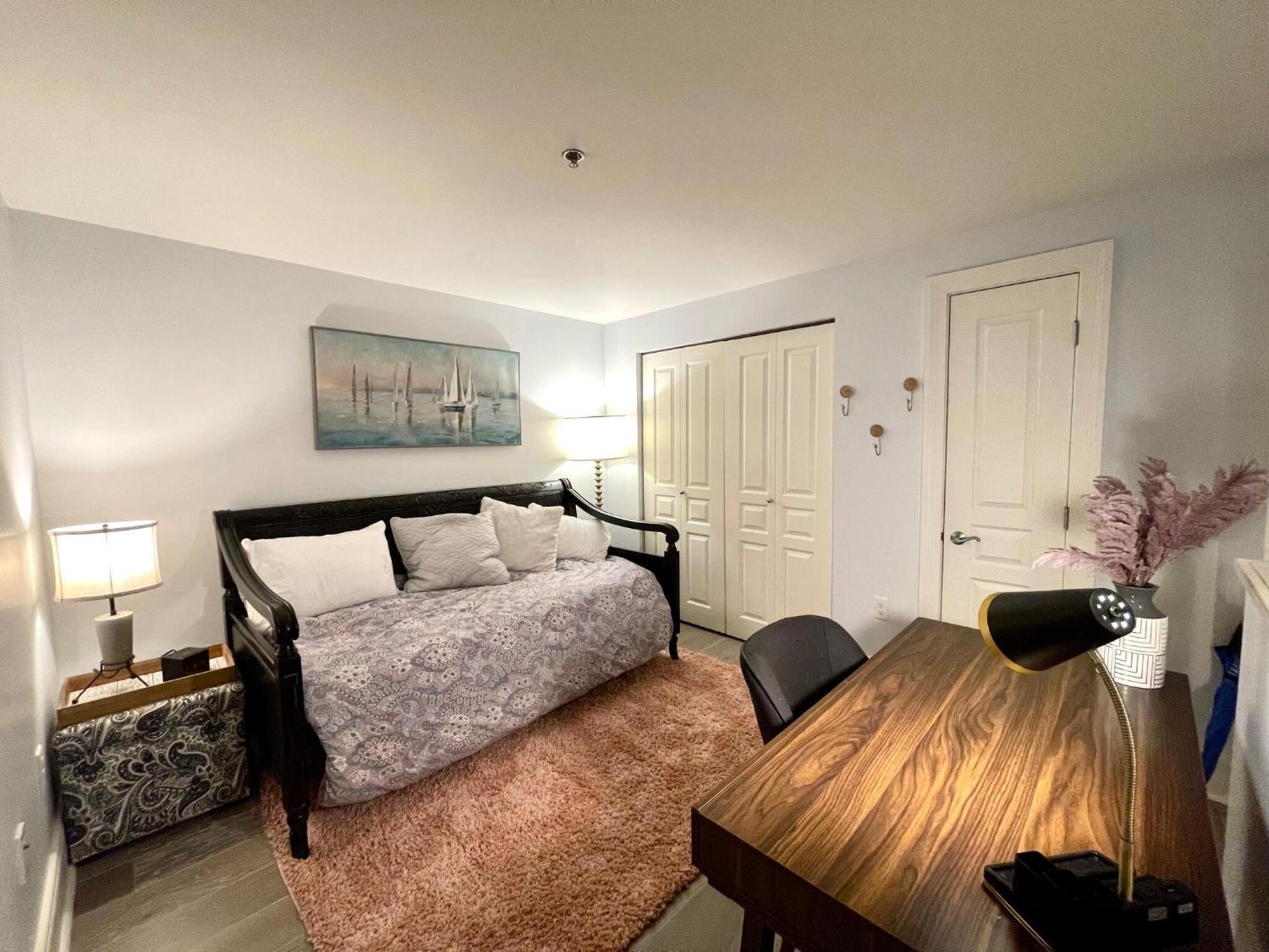 Luxury 1bed Loft, 2 Baths, Air, South End Appartamento *